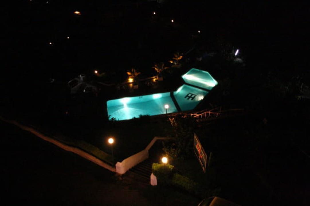 Bei Nacht Hotel Topaz