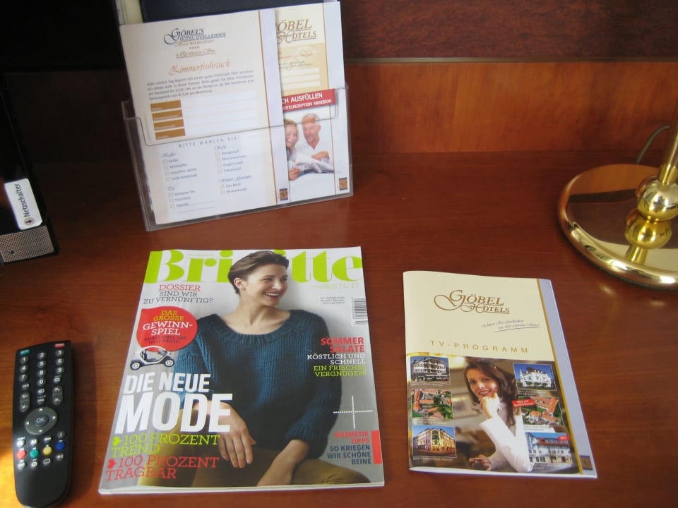 Schreibtisch im Deluxe-Zimmer Göbel's Hotel Quellenhof