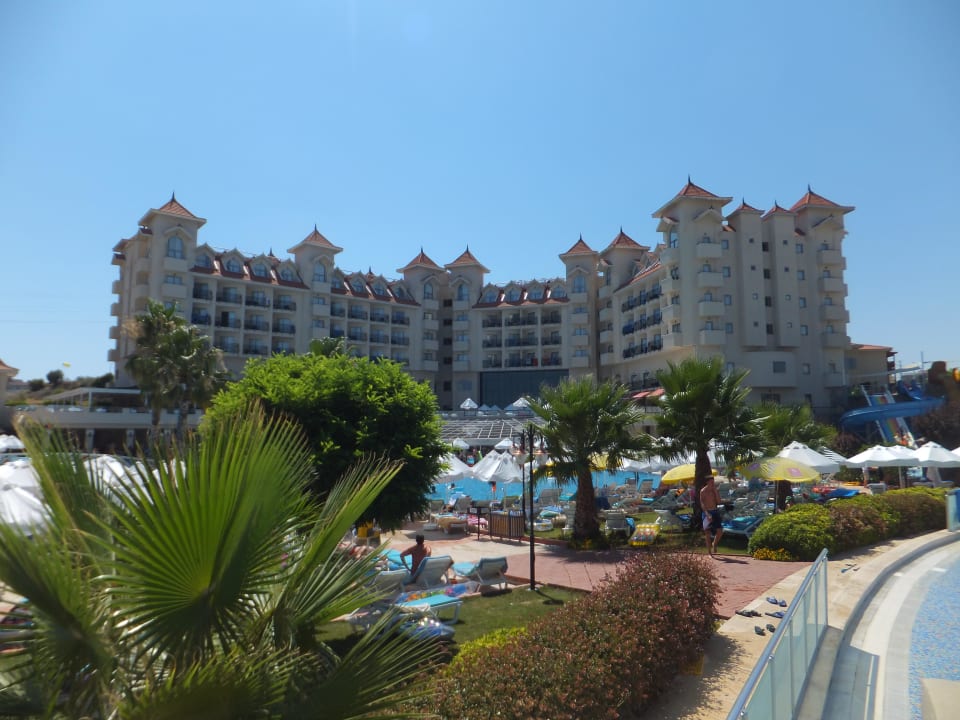 Blick von der Couple-Bar auf das Hotel Side Mare Resort & Spa