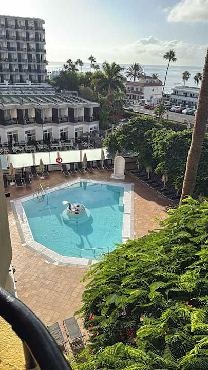 Pool allsun Hotel Lucana