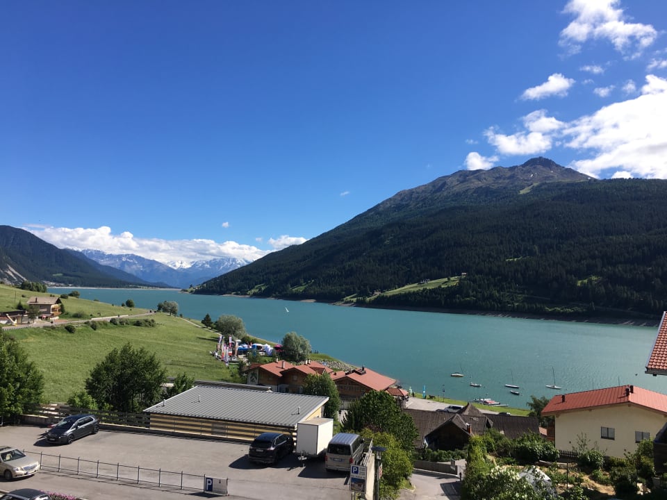 Ausblick Hotel Am Reschensee