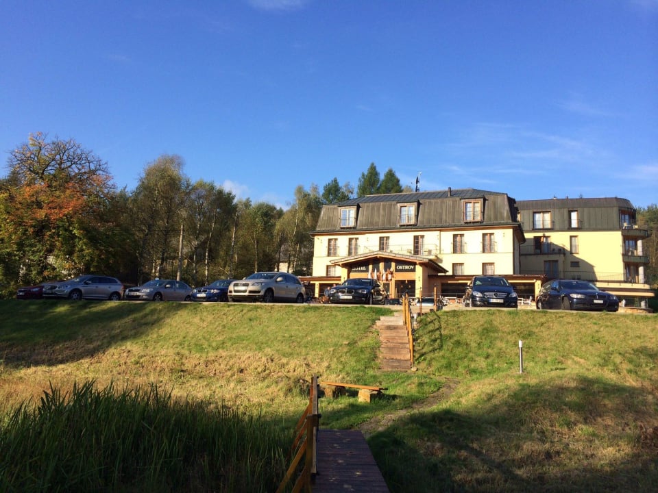 5 Hotel Ostrov