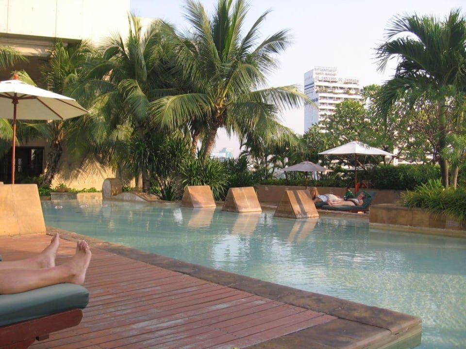 Pool Hotel Century Park