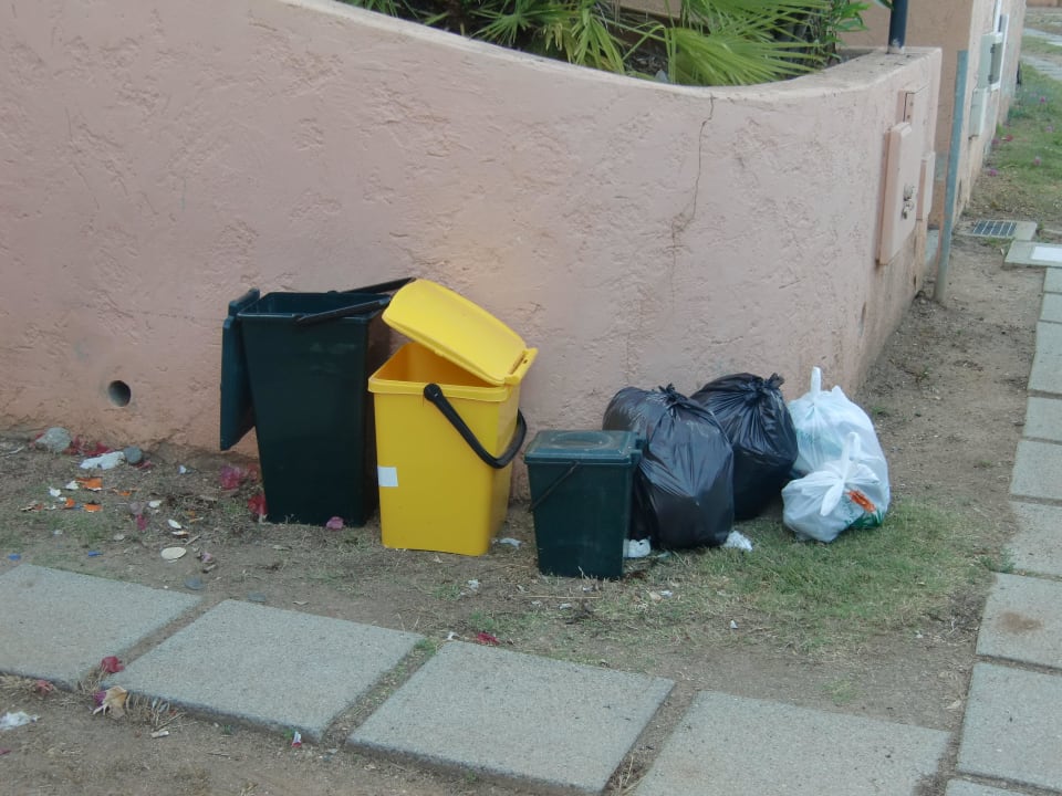 Unschöne Begleiter Residence Porto Corallo