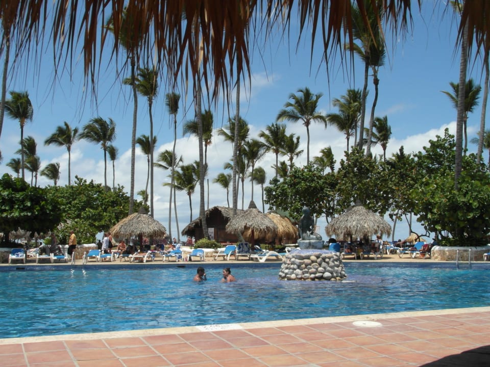 Pool Grand Sirenis Punta Cana Resort & Aquagames