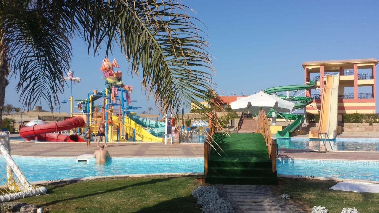 Wasserspielplatz Malikia Resort Abu Dabbab