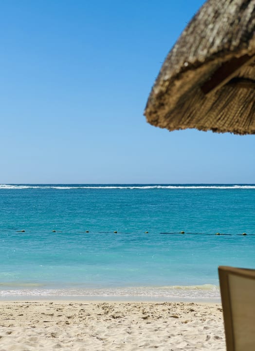 Strand Crystals Beach Resort Belle Mare, a member of Radisson Individuals