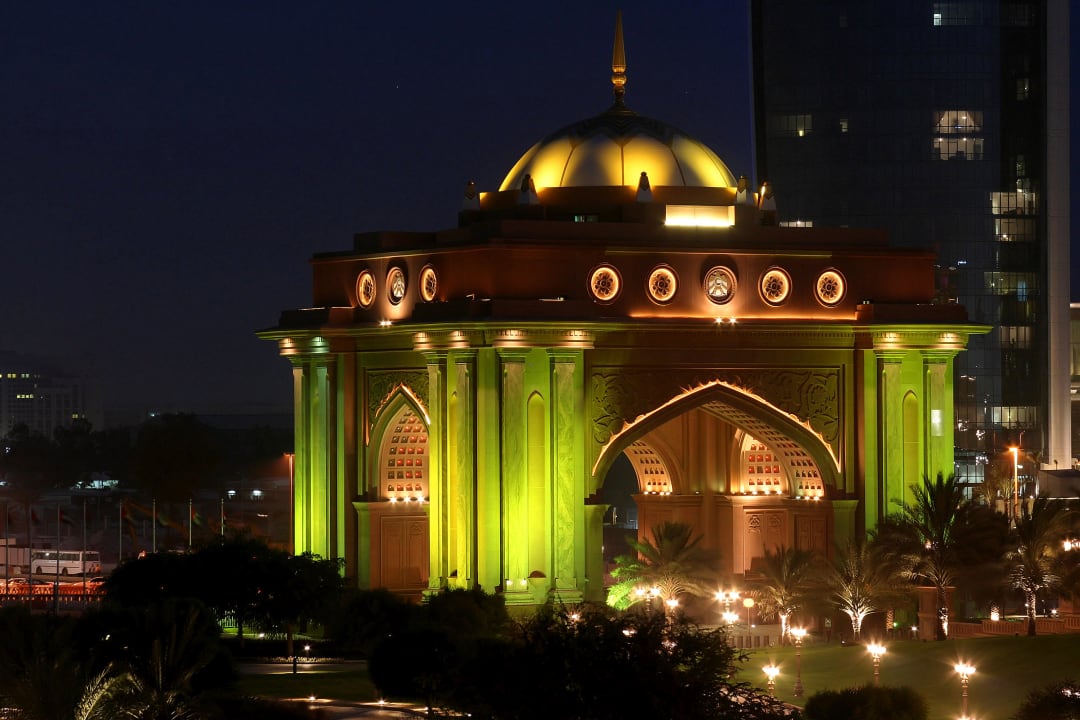 Das Haupttor Emirates Palace Mandarin Oriental