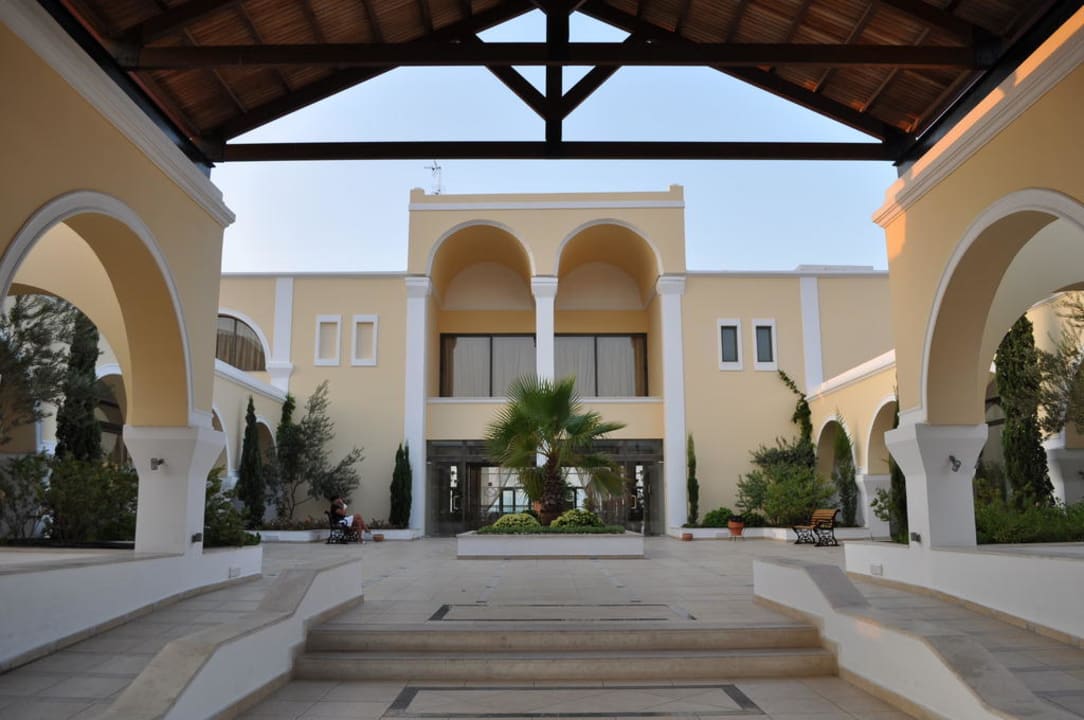 Eingang  Porto Bello Royal