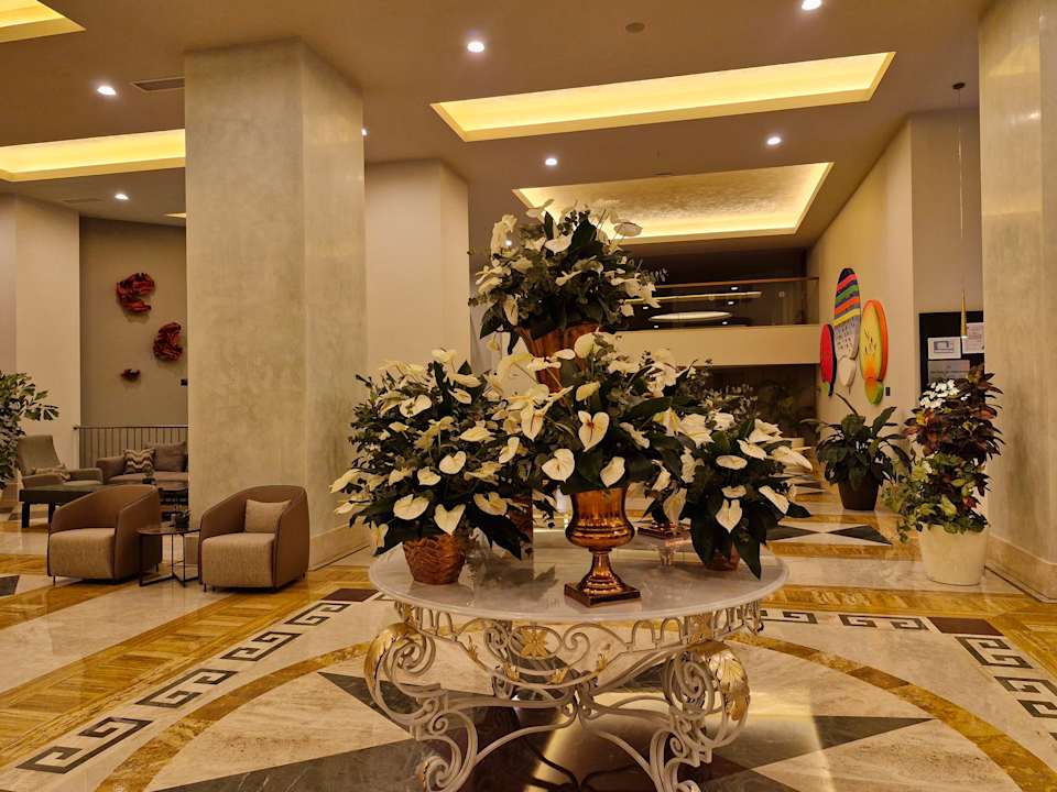 Lobby Arum Barut Collection