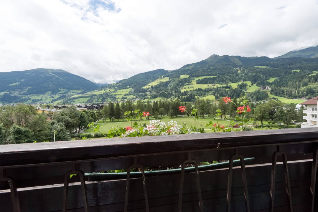 Doppelzimmer SUPERIOR-Balkonaussicht Hotel Germania Gastein