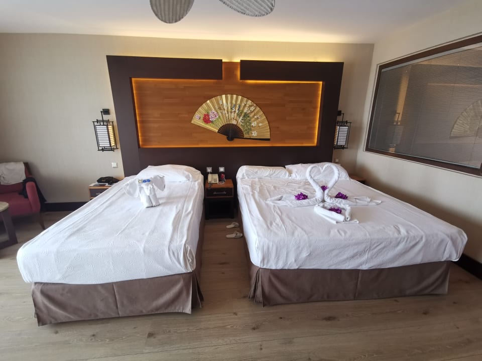Zimmer Limak Lara Deluxe Hotel & Resort