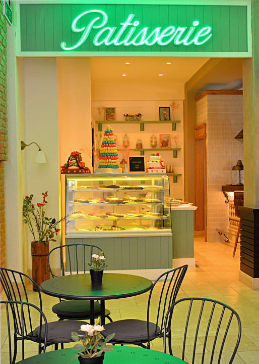 Lobby Hotel Thalia Unique