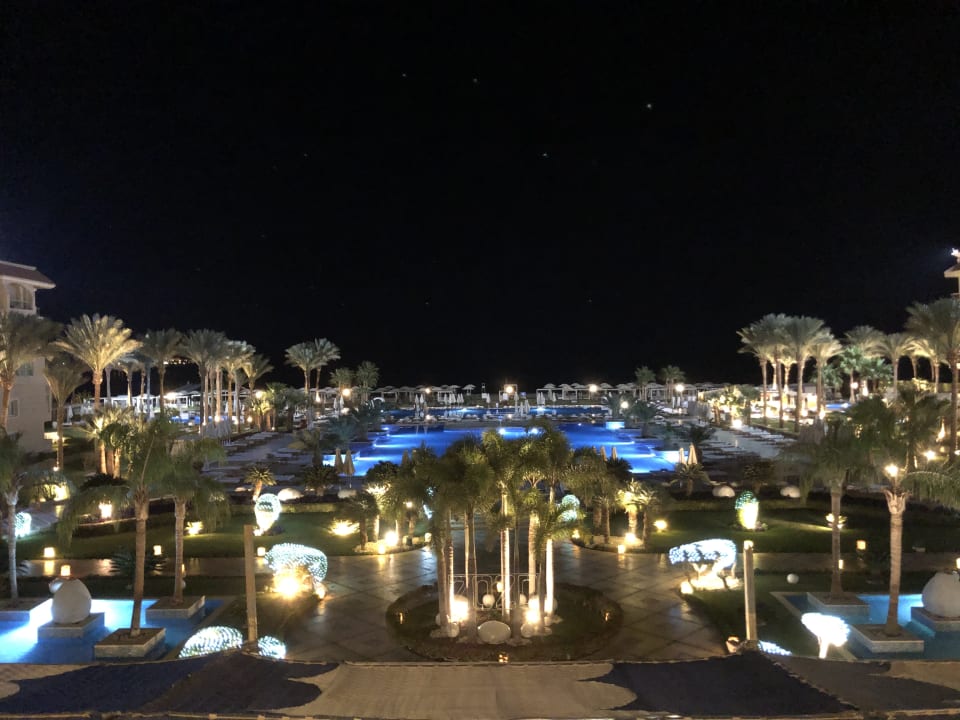Ausblick Premier Le Reve Hotel & Spa