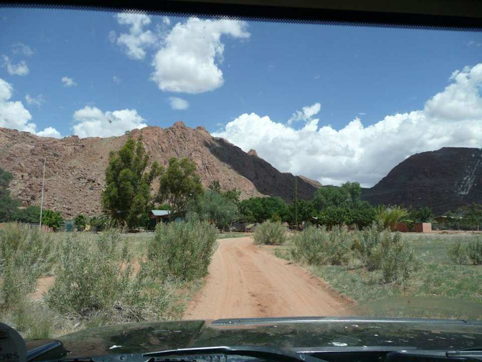 Zufahrt zur Ranch Koiimasis Ranch