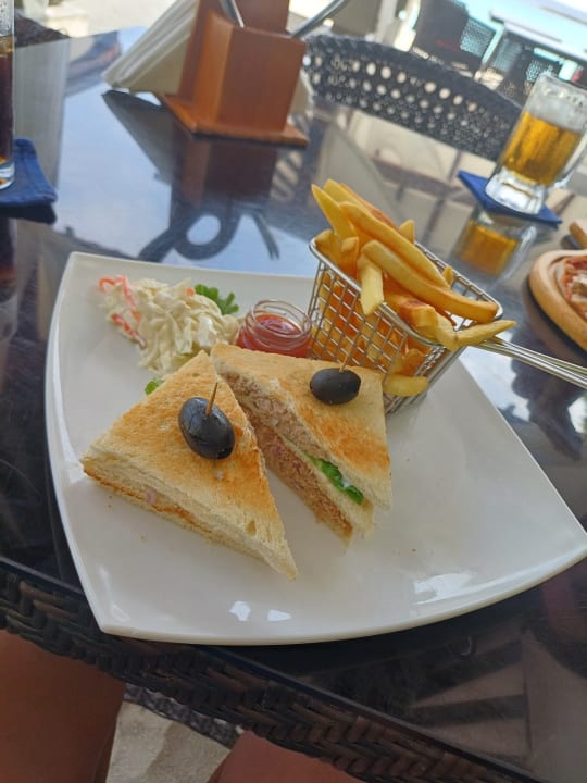 Gastro Adaaran Select Meedhupparu Island Resort - Premium All Inclusive