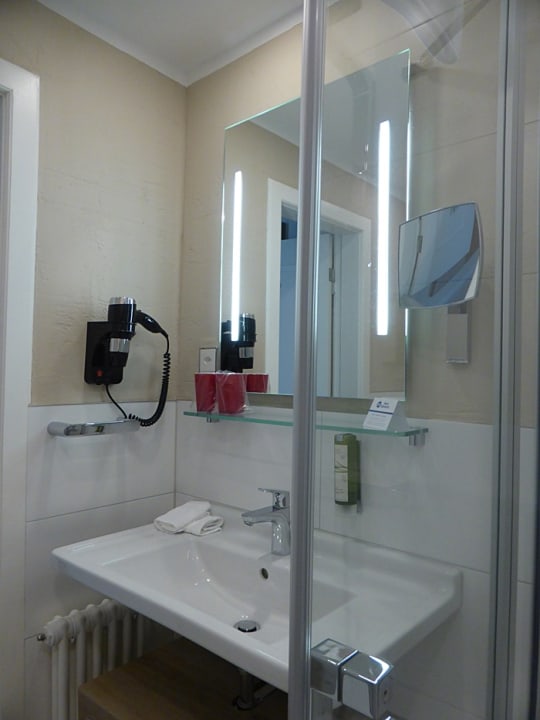 Zimmer Hotel Butterfly, BW Signature Collection Hotel