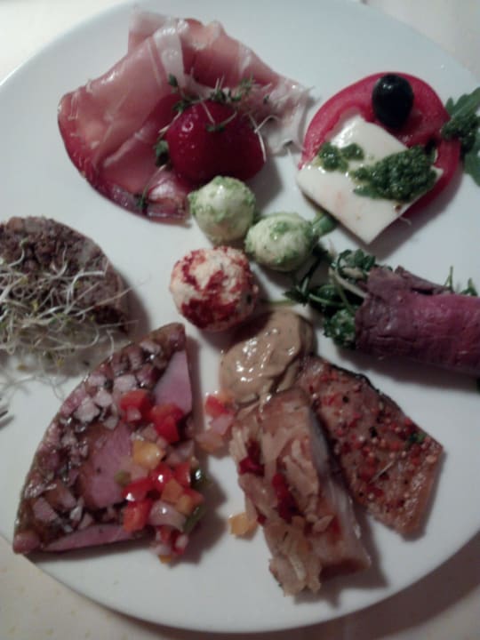 Vom Buffet die Vorspeisen Hotel Tirolerhof