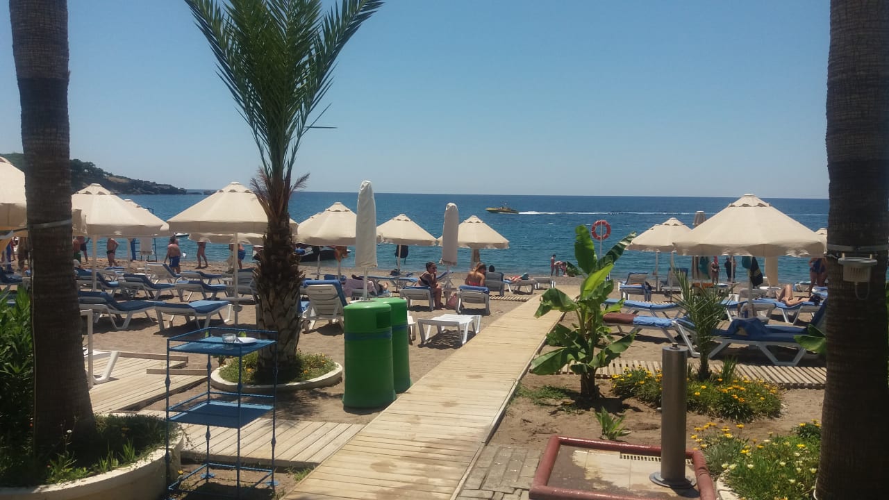 Strand Saphir Resort & Spa