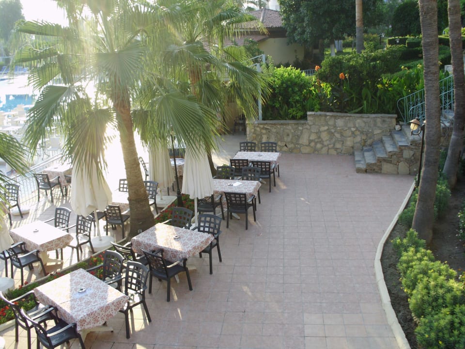 Snackbar Iz Flower Side Beach Hotel