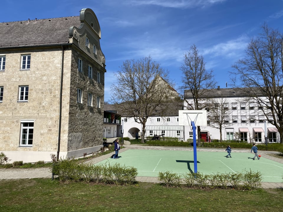 Außenansicht Jugendherberge Burghausen