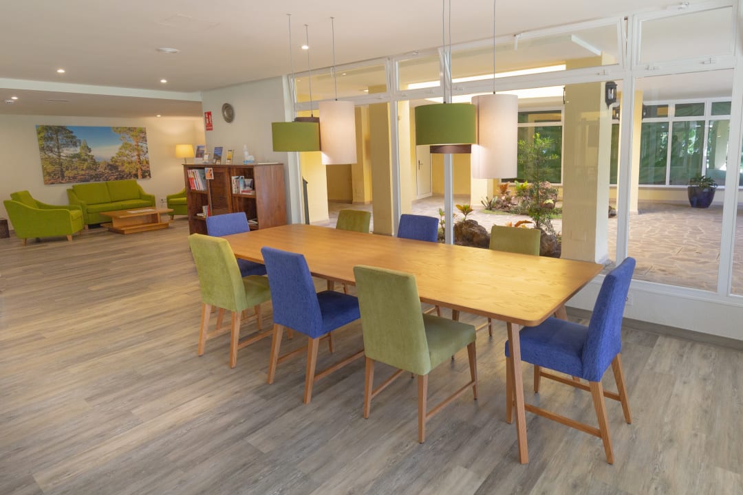 Lobby Tigaiga Suites