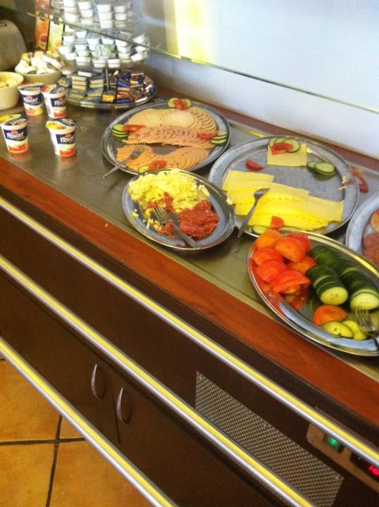 Frühstücksbuffet St.Joseph Hotel Hamburg St.Pauli Kiez Reeperbahn