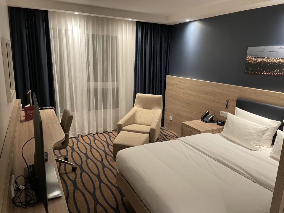 Zimmer Hampton By Hilton Frankfurt Airport