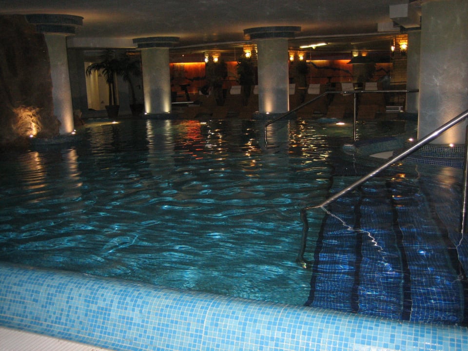 Hallenbad Bull Escorial & Spa