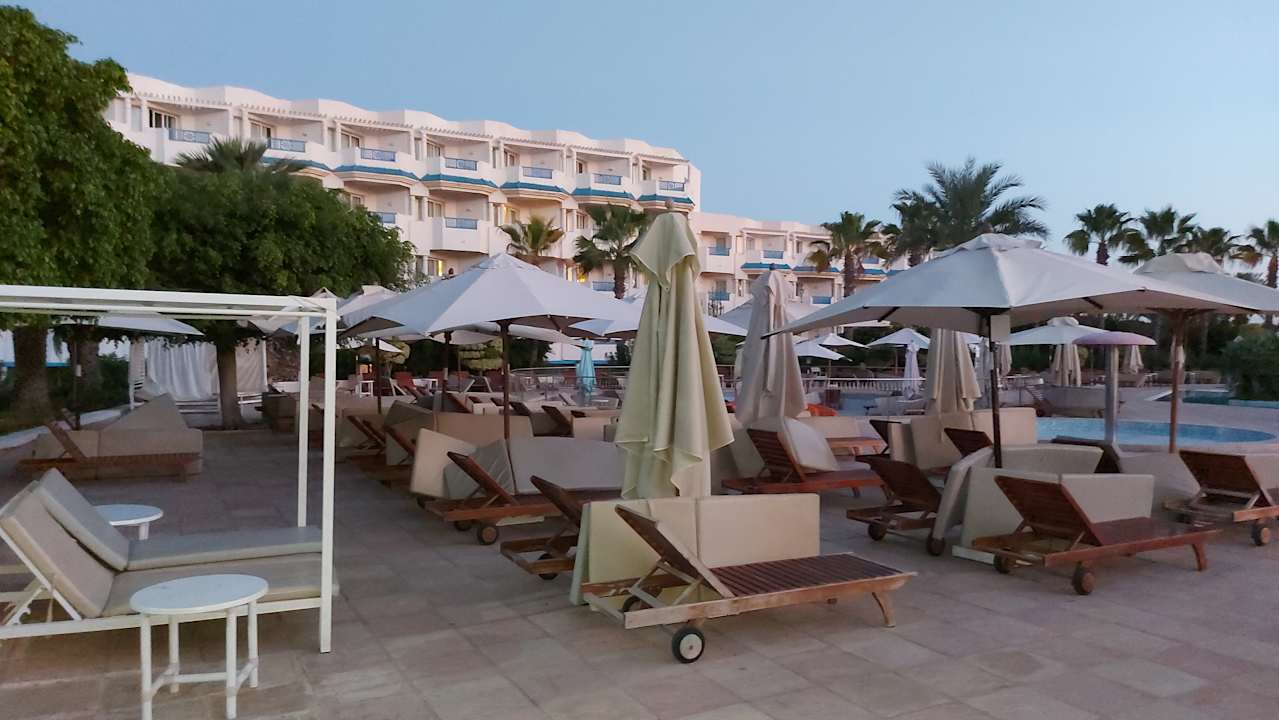 Pool Sentido Bellevue Park