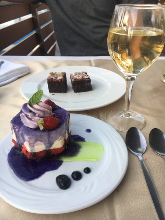 Gastro Blue Lagoon Resort