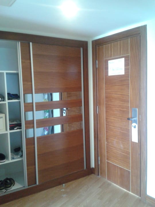 Flur Seaden Sea World Resort & Spa