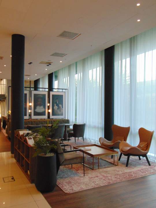 Lobby Radisson RED, Oslo Airport