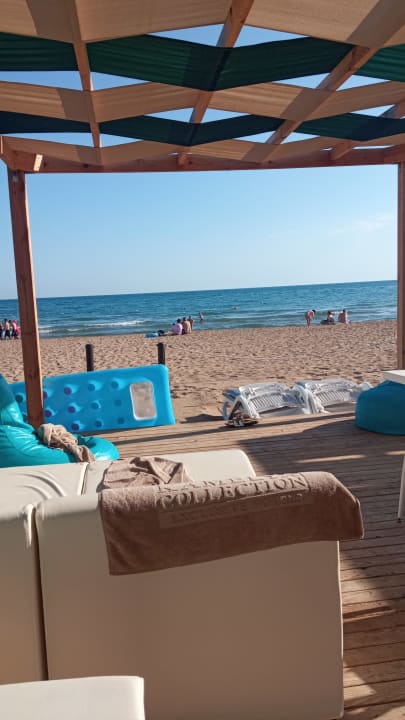 Strand Kamelya Aishen Club