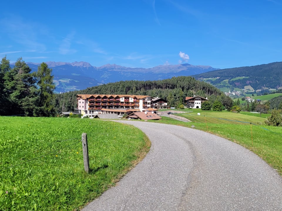 Außenansicht Hotel Chalet Tianes