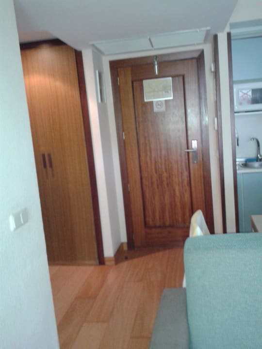 Blick vom Balkon ins Zimmer Aparthotel Ivory Playa