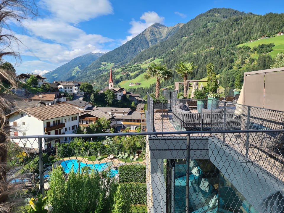 Ausblick STROBLHOF Active Family SPA Resort