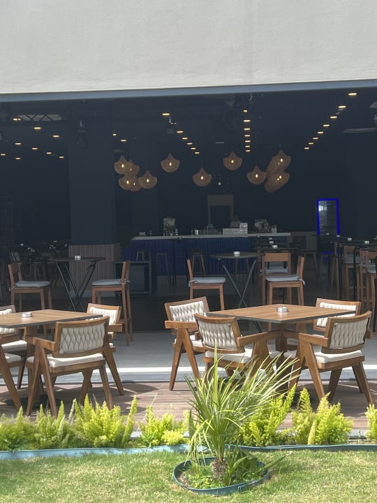 Gastro Jacaranda Luxury Resort