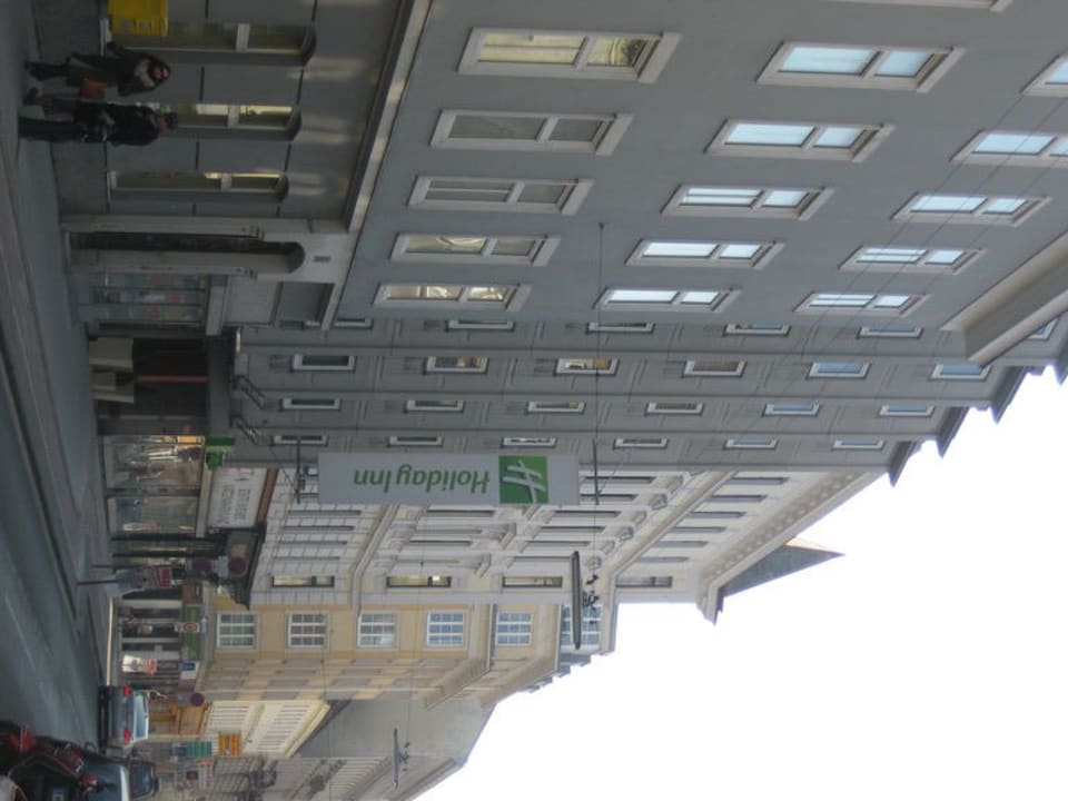 Fassade Holiday Inn Wien - City