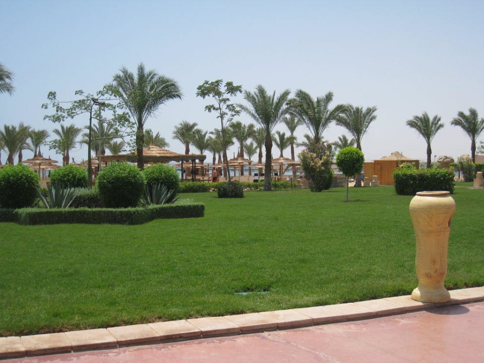 Дорога к морю Pickalbatros Palace Resort