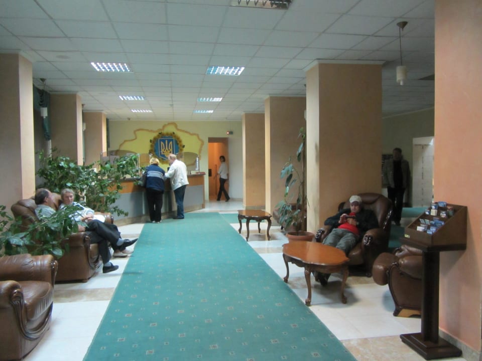 Рецепция Hotel Holosiyvsky