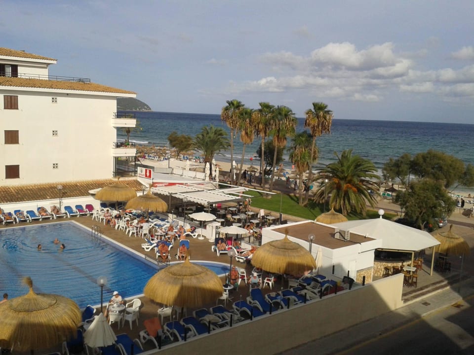 Blick vom Balkon Nebenhaus R2 Veronica Beach Hotel