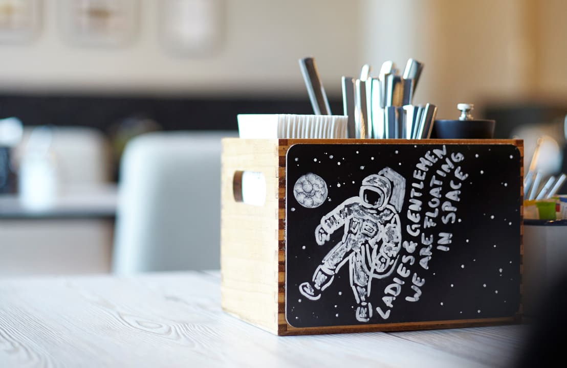 Gastro Holiday Inn – the niu, Air Frankfurt Messe