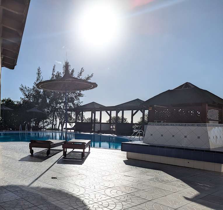 Pool Marina Playa Suite Hotel