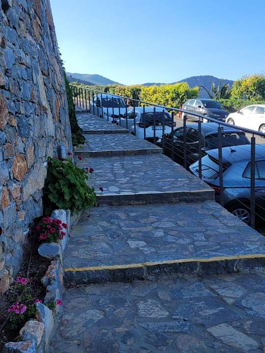 Gartenanlage Domes Aulus Elounda All-Inclusive Resort, Curio Collection by Hilton