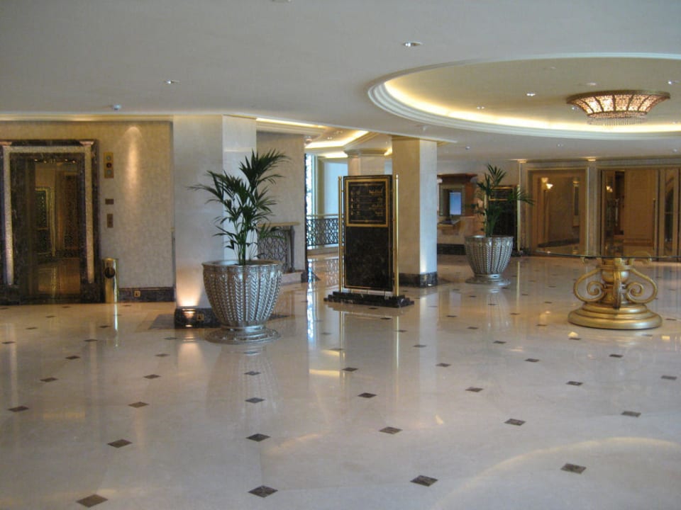 Emirates Palace, Zugang „east wing“ Emirates Palace Mandarin Oriental