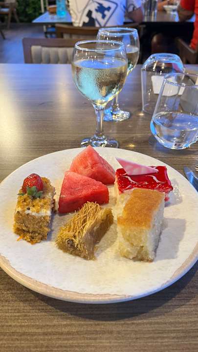 Gastro Jacaranda Luxury Resort