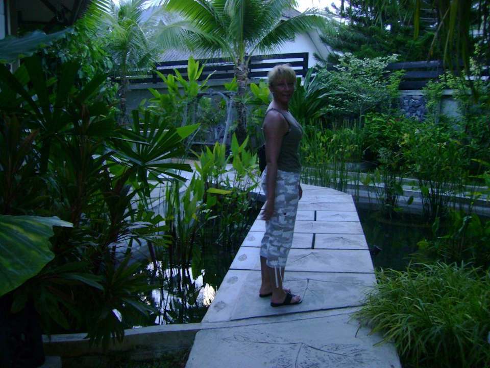 Weg durch die Anlage Rummana Boutique Resort