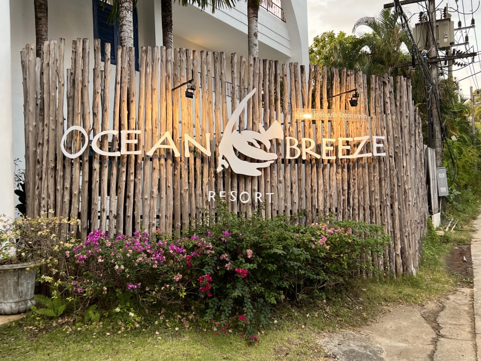 Außenansicht Ocean Breeze Resort