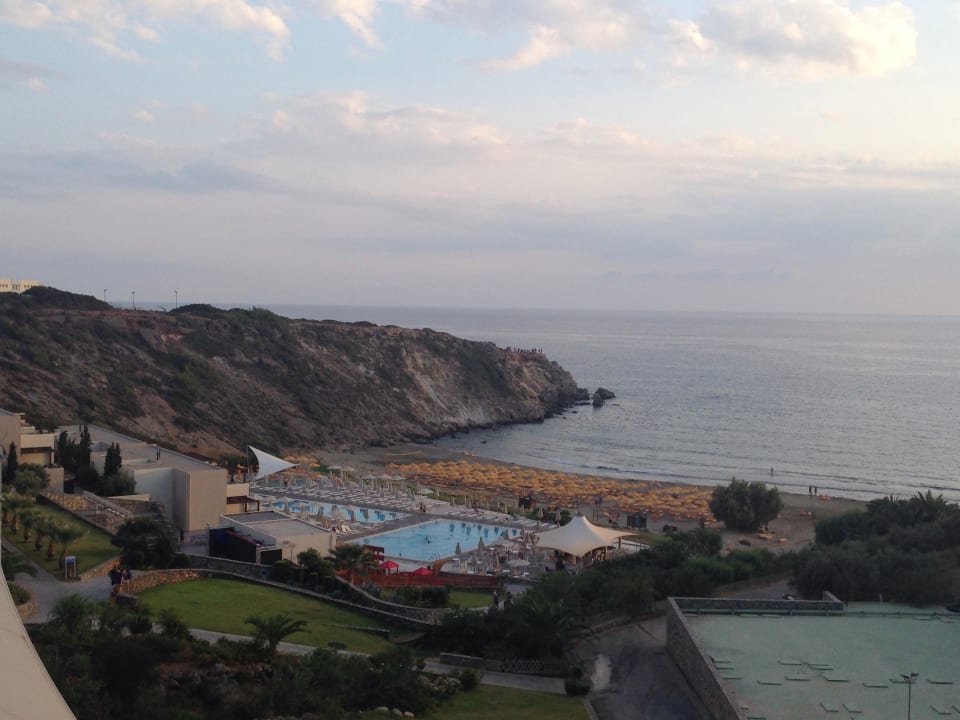 Blick auf den Poolbereich Atlantica Mikri Poli Crete